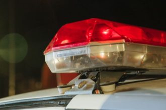 Perfil de fofoca investigado por bullying expõe riscos das redes sociais e limites da liberdade digital