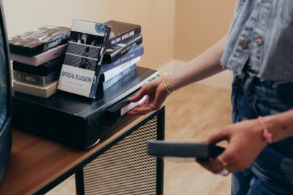 Tecnologias dos Anos 80: Inovações que Pareciam Futuristas e Transformaram uma Geração