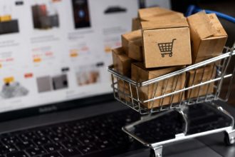 A revolução do social commerce e a consolidação da compra por descoberta no mercado brasileiro